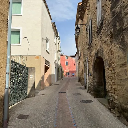 Διαμέρισμα P2 A 4km D'uzes Saint-Quentin-la-Poterie