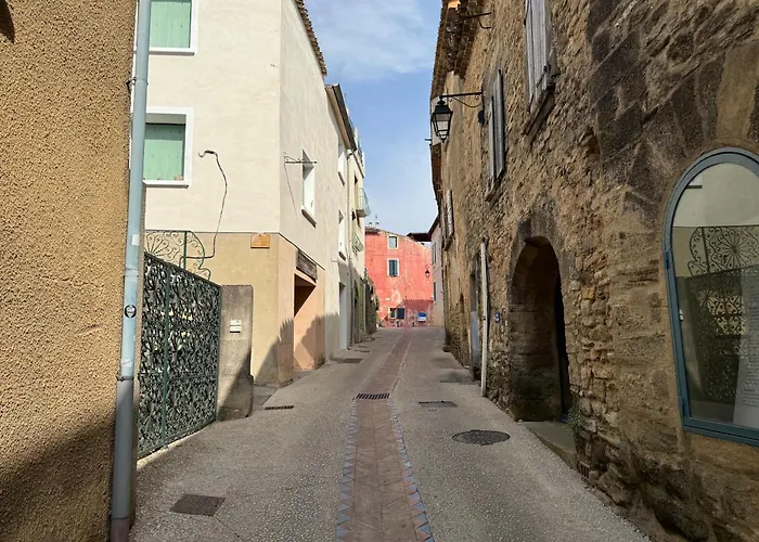 아파트 P2 A 4km D'uzes 생-쿠앵탕-라-포테리
